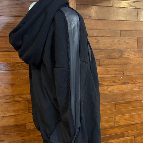 Tom Ford Black Jogger Set - Picture 5 of 14